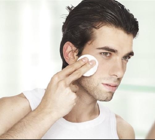 چگونه یک آموزشگاه خوب برای پیرایش مردانه انتخاب کنیم؟